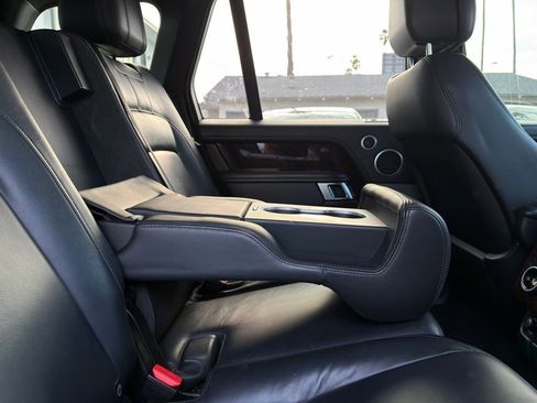 Used 2020 Land Rover Range Rover image 44