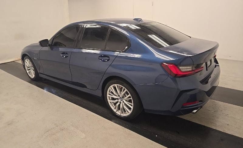 Used 2023 BMW 330e w/ Driving Assistance Package RWD image 6