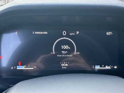 New 2025 Jeep Grand Cherokee L Laredo image 23