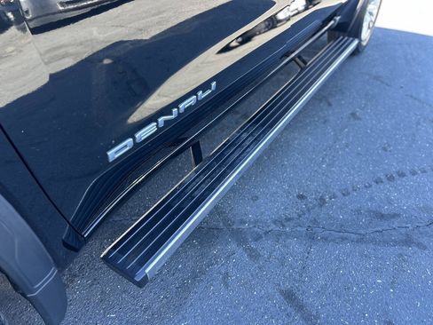 Used 2019 GMC Sierra 1500 Denali RWD image 8