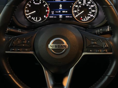 Used 2023 Nissan Sentra SV image 29