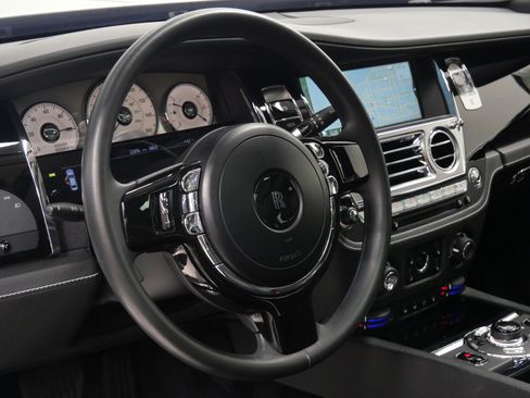 Used 2013 Rolls-Royce Ghost RWD image 24