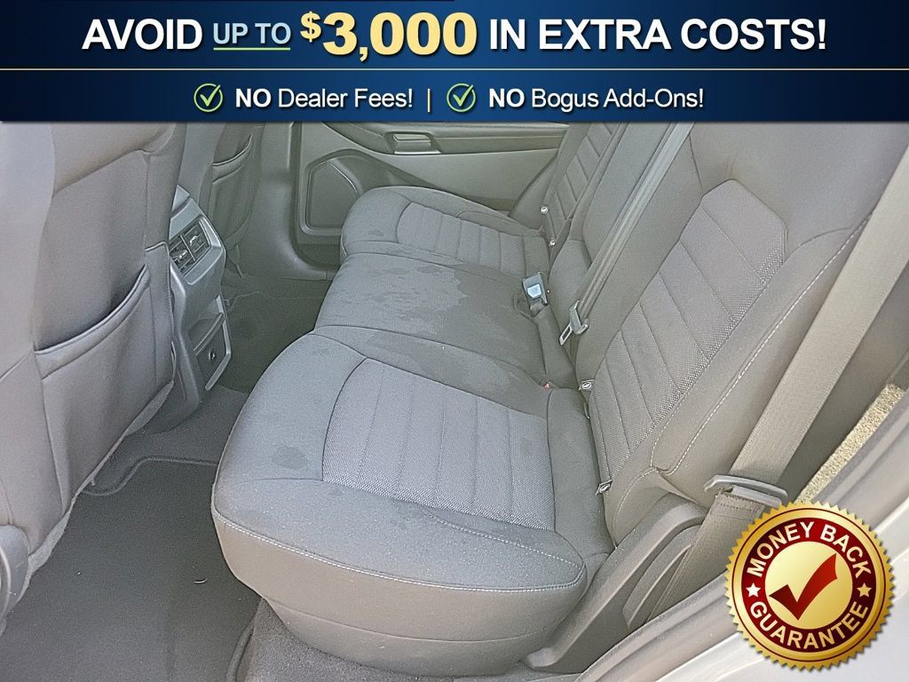 Used 2024 Ford Edge SE w/ Black Appearance Package AWD/4WD image 19
