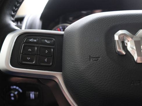 Used 2020 RAM 2500 Big Horn w/ Level 2 Equipment Group AWD/4WD image 15