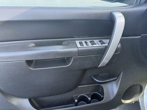 Used 2011 Chevrolet Silverado 2500 LT image 20