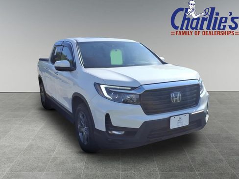 Used 2023 Honda Ridgeline RTL-E image 2