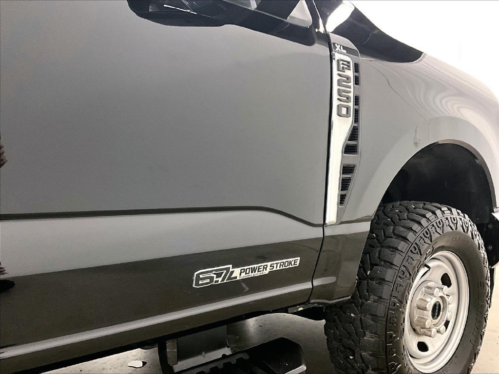 Used 2024 Ford F250 XL AWD/4WD image 25