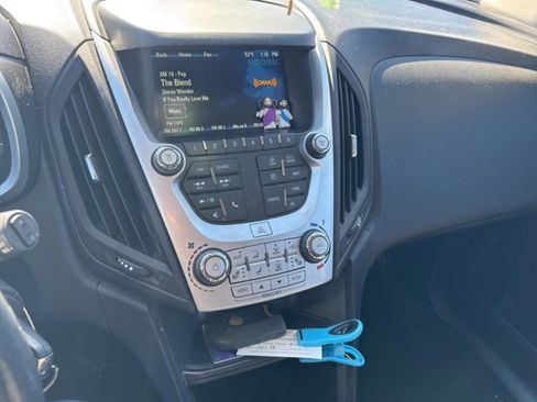 Used 2016 Chevrolet Equinox LT w/ Convenience Package image 14