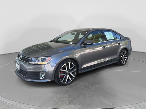 Used 2014 Volkswagen Jetta GLI Autobahn FWD image 1