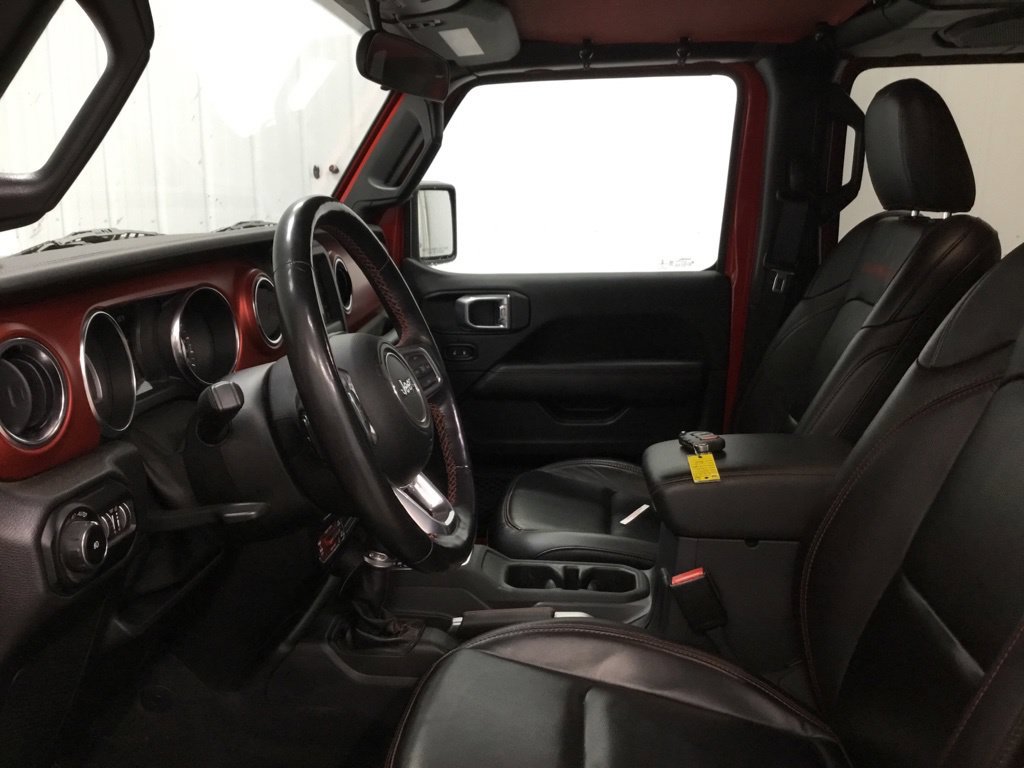 Used 2021 Jeep Wrangler Unlimited Rubicon w/ Cold Weather Group AWD/4WD image 5