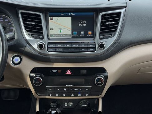 Used 2017 Hyundai Tucson SE Plus w/ Cargo Package image 14