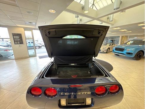 Used 1999 Chevrolet Corvette Coupe w/ Memory Pkg image 28