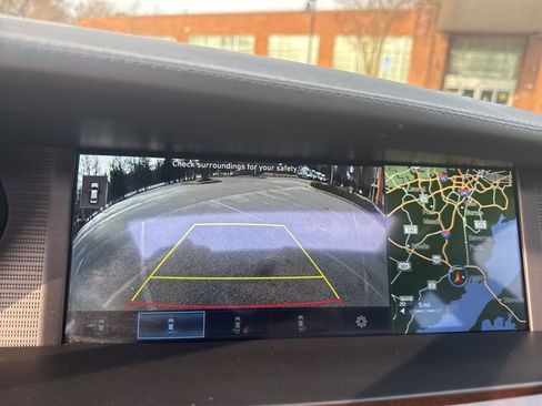 Used 2018 Genesis G90 3.3T Premium image 22