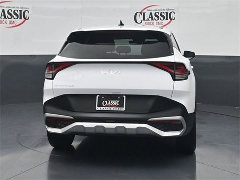 Used 2024 Kia Sportage EX image 8