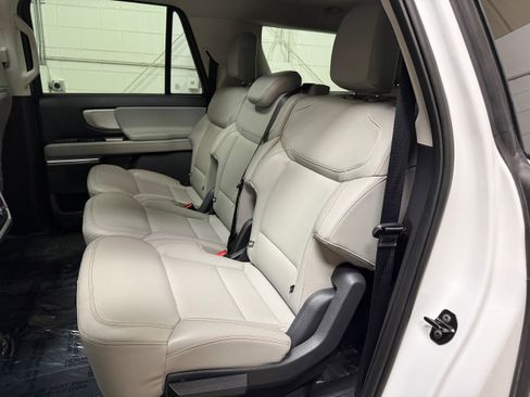 Certified 2025 Ford Expedition Max Active image 10