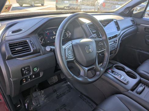 Certified 2023 Honda Passport TrailSport image 10