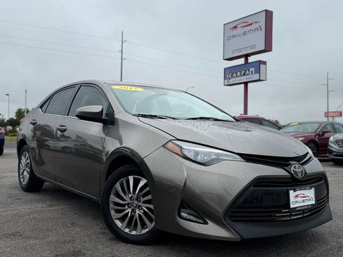Used 2017 Toyota Corolla LE w/ LE Eco Premium Package FWD image 1