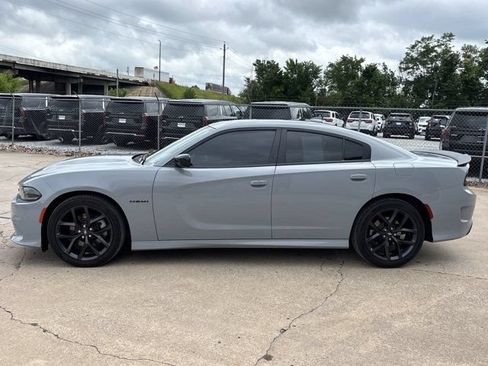 Used 2021 Dodge Charger R/T w/ Plus Group RWD image 9