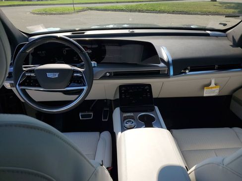 New 2026 Cadillac Vistiq Luxury image 20