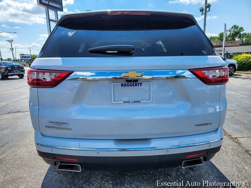 Used 2019 Chevrolet Traverse Premier FWD image 5