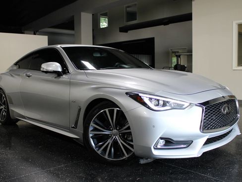 Used 2017 INFINITI Q60 3.0t w/ Premium Plus Package 3.0T RWD image 1