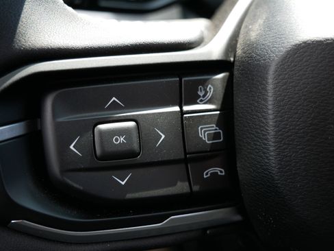 New 2026 Jeep Cherokee Limited image 18