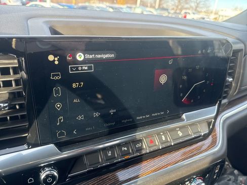 New 2026 GMC Sierra 2500 SLE image 12