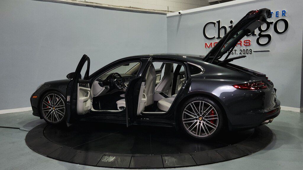 Used 2017 Porsche Panamera Turbo AWD/4WD image 19