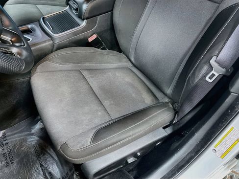 Used 2022 Dodge Charger SXT AWD/4WD image 19