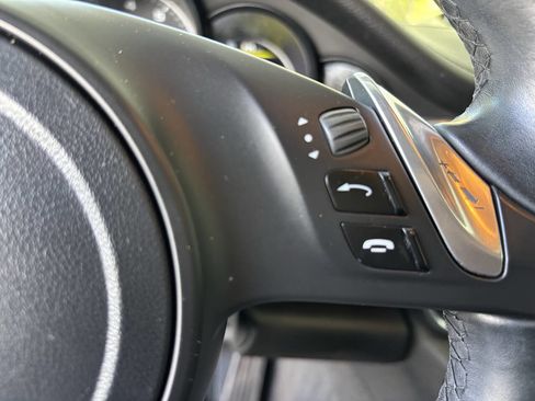 Used 2013 Porsche Panamera image 17