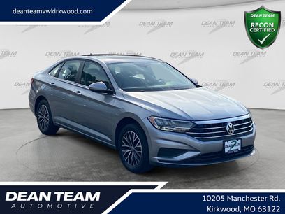 Used 2021 Volkswagen Jetta SE w/ SE Cold Weather Package