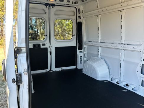 New 2025 RAM ProMaster 2500 image 48