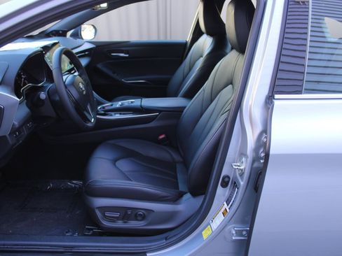 Used 2021 Toyota Avalon XLE w/ Carpet Mat Package (TMS) image 30