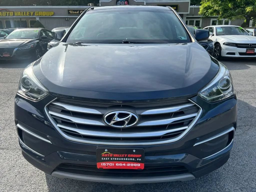 Used 2018 Hyundai Santa Fe Sport AWD/4WD image 3