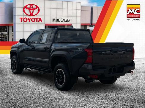 Used 2024 Toyota Tacoma TRD Off-Road AWD/4WD image 3