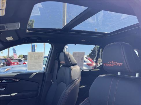 New 2025 Honda Pilot TrailSport image 20