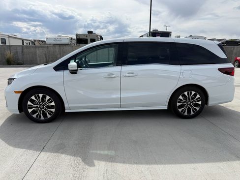 Used 2026 Honda Odyssey Elite image 6