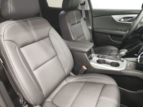 Used 2026 Chevrolet Blazer LT w/ Sound & Technology Package image 9