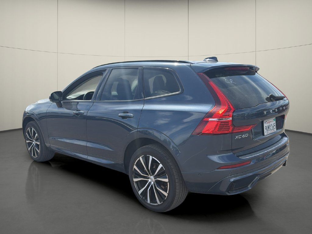 Used 2024 Volvo XC60 B5 Plus w/ Protection Package Premier AWD/4WD image 5