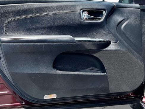 Used 2018 Toyota Avalon XLE FWD image 25