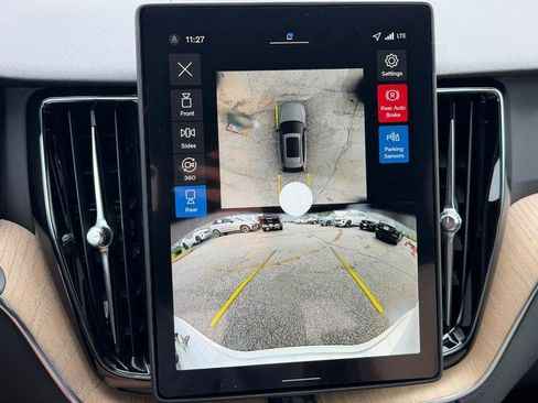 New 2026 Volvo XC60 B5 Plus w/ Protection Package Premier image 15