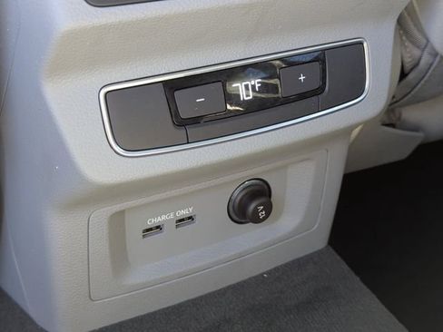 Used 2023 Audi Q5 Premium w/ Convenience Package image 26