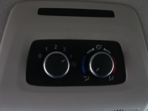 Used 2024 Ford Transit 350 XLT RWD image 32