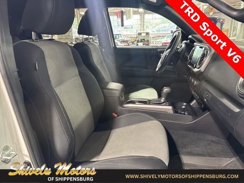 Used 2023 Toyota Tacoma TRD Sport image 39