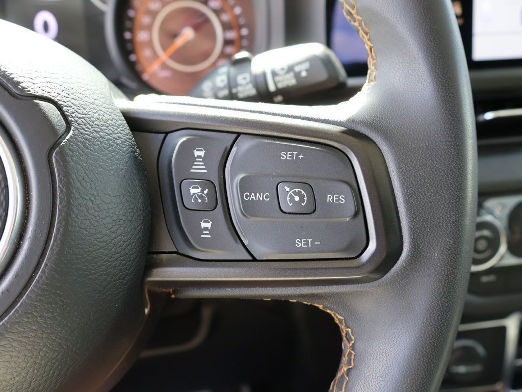 Used 2024 Jeep Wrangler Unlimited Sport AWD/4WD image 26