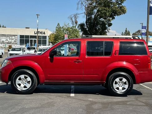 Used 2012 Nissan Pathfinder S RWD image 5