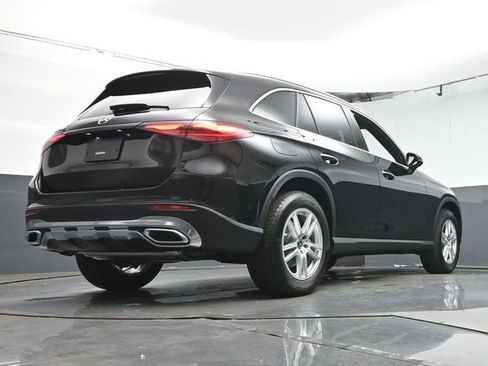 Used 2025 Mercedes-Benz GLC 300 GLC 300 image 39