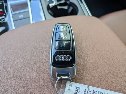 Used 2023 Audi Q7 2.0T Premium w/ Convenience Package AWD/4WD image 33