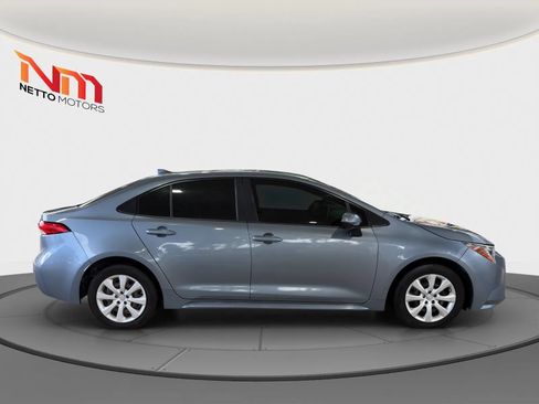 Used 2020 Toyota Corolla LE FWD image 6