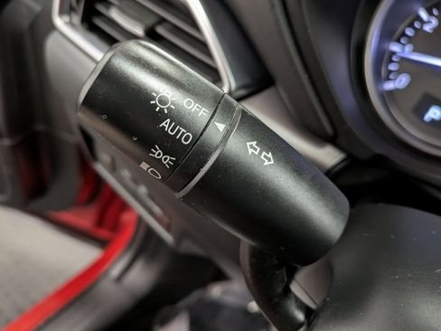 Used 2018 MAZDA CX-5 Touring w/ Preferred Equipment Package image 17